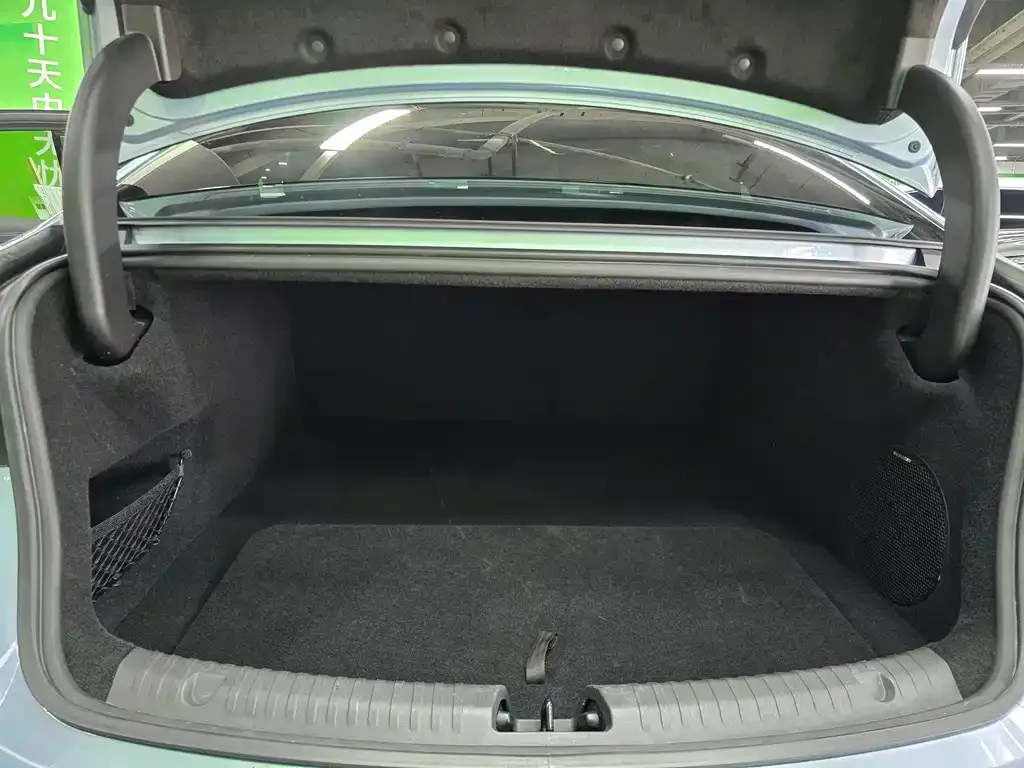 BYD Seal — фото 3