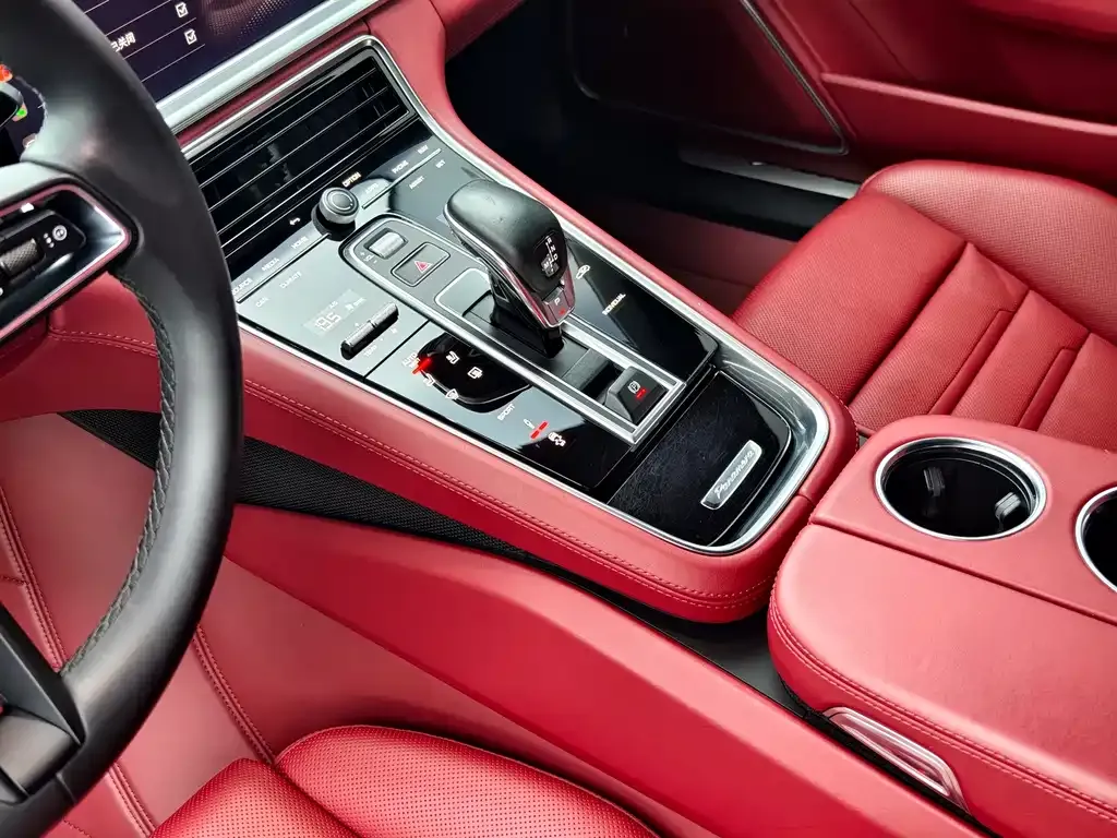Porsche Panamera — фото 9