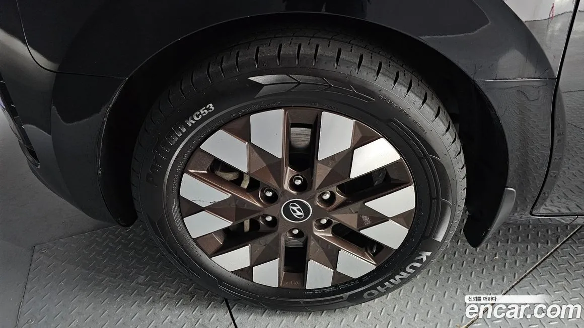Hyundai Staria — фото 3