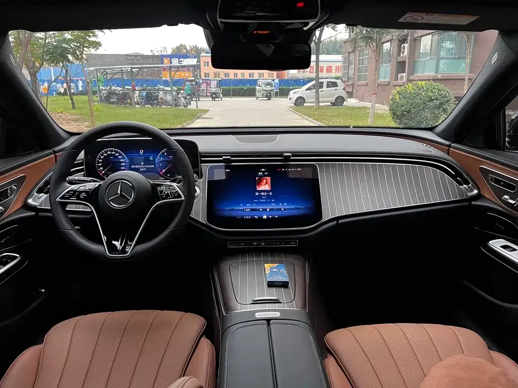 Mercedes-Benz E-Class 2025 из CN, фото 7