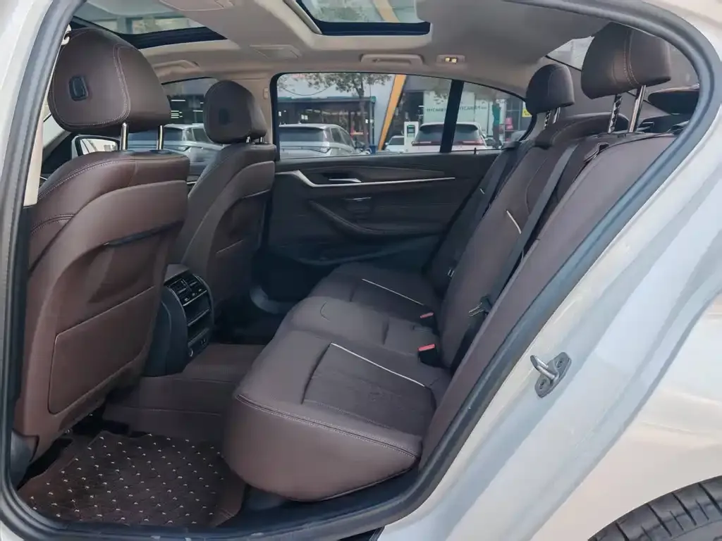 BMW 5 Series New Energy 2024 из CN, фото 5