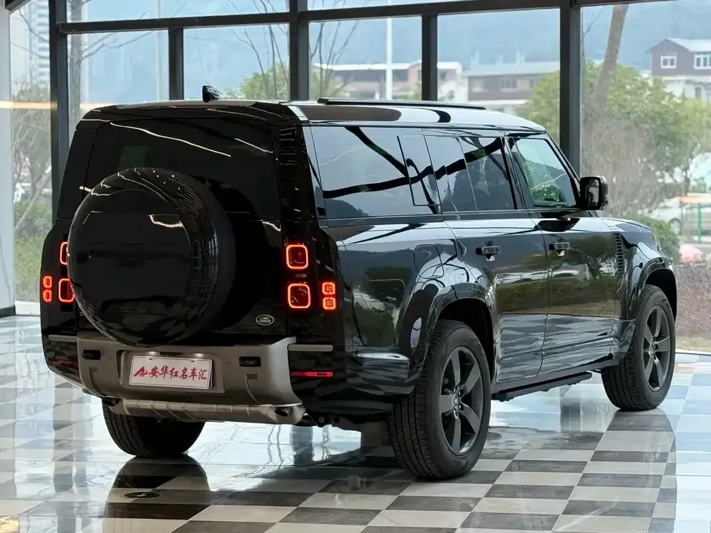 Land Rover Defender 2025 из CN, фото 3