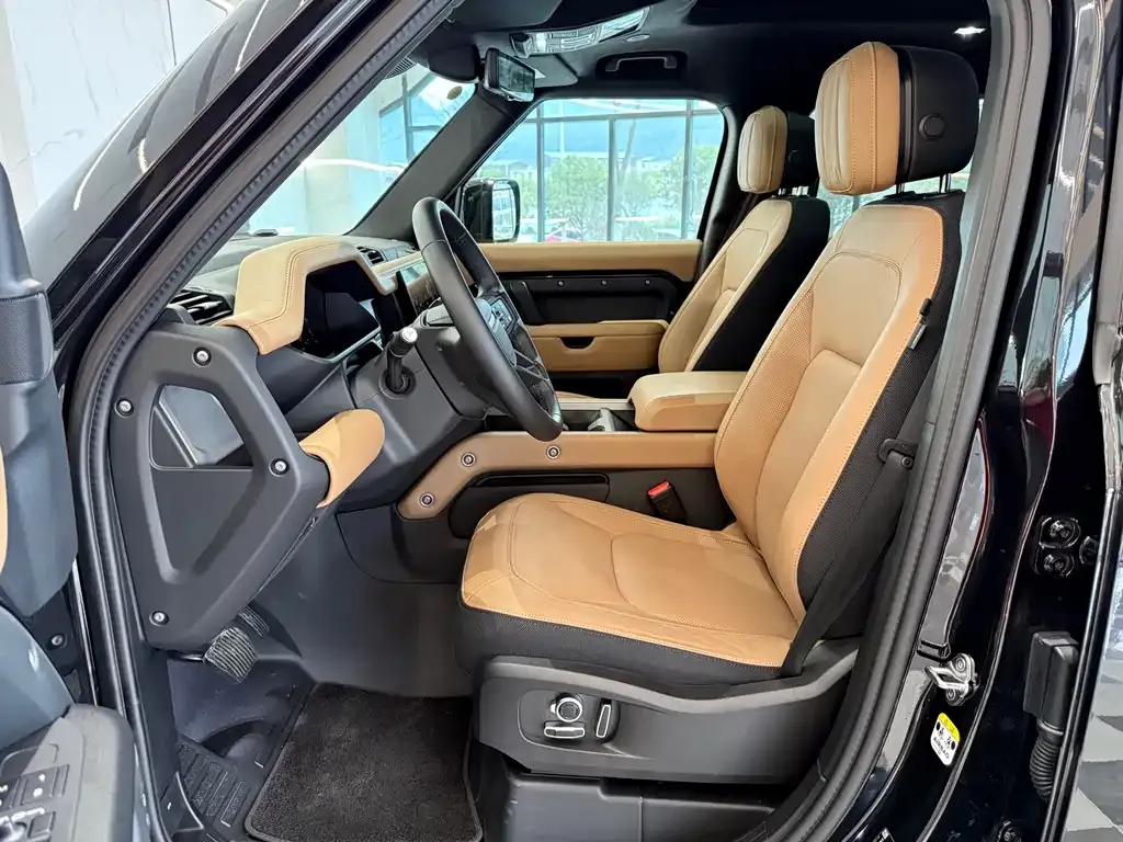 Land Rover Defender 2025 из CN, фото 7