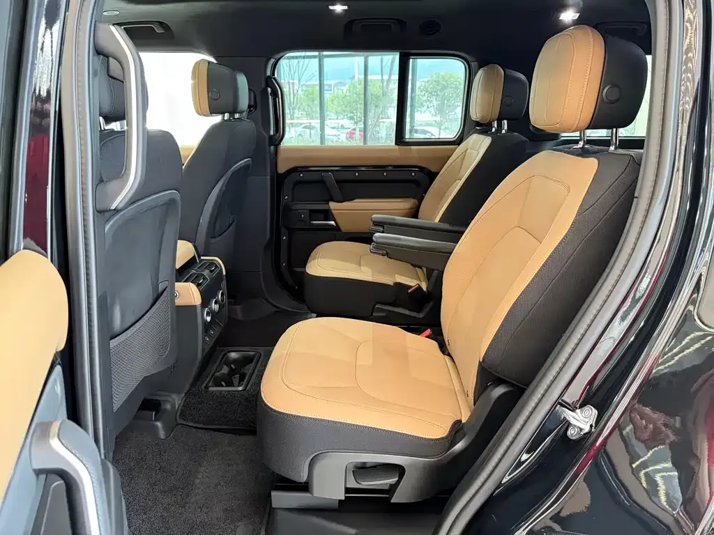 Land Rover Defender 2025 из CN, фото 8