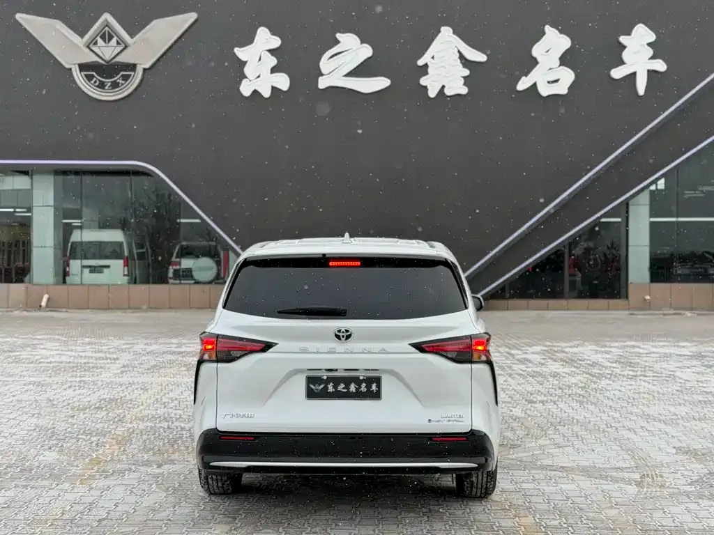 Toyota Sienna 2026 из CN, фото 3