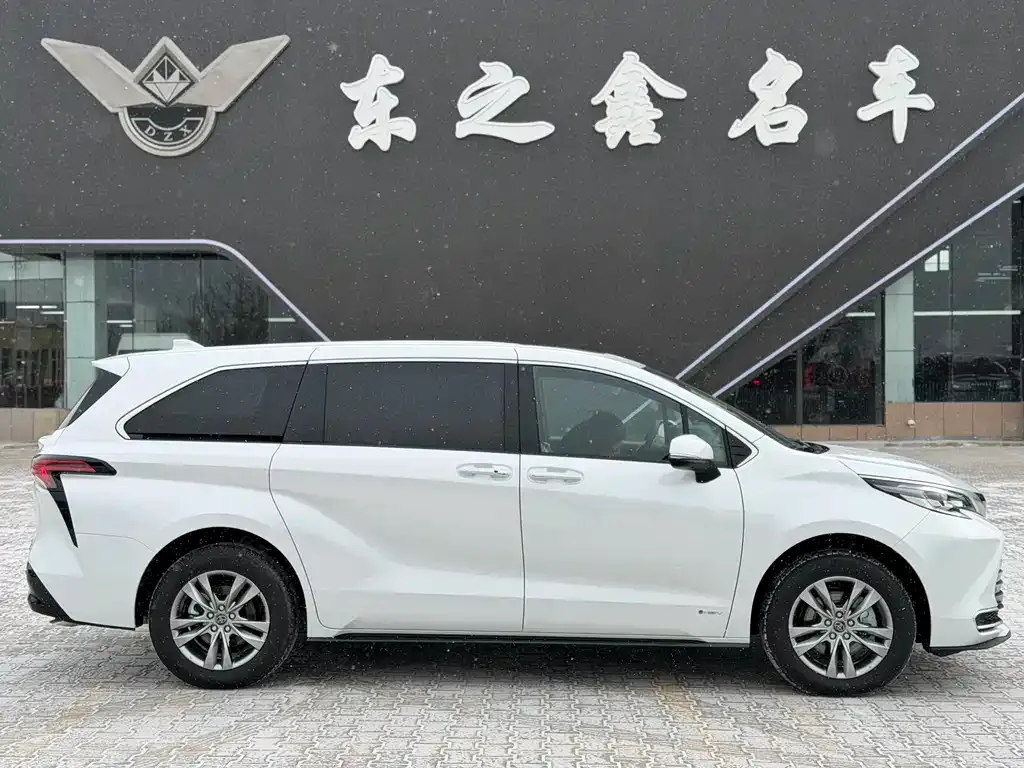Toyota Sienna 2026 из CN, фото 10