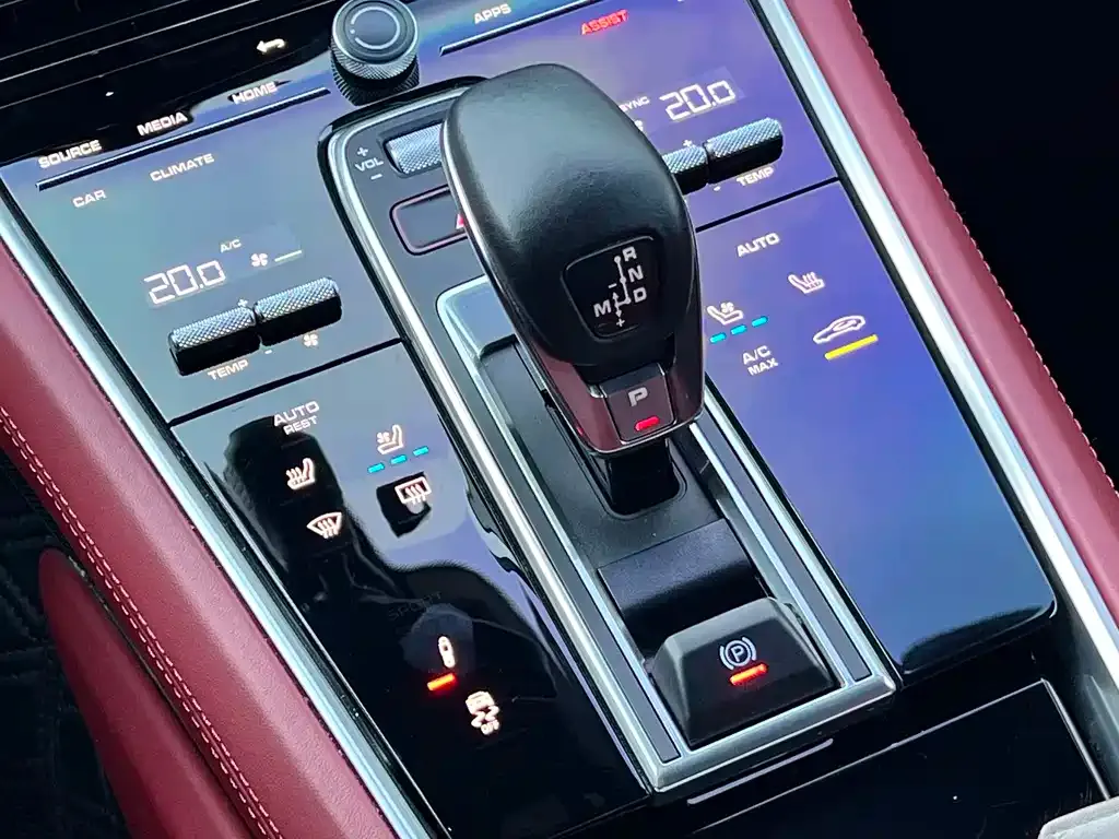 Porsche Panamera 2023 из CN, фото 9