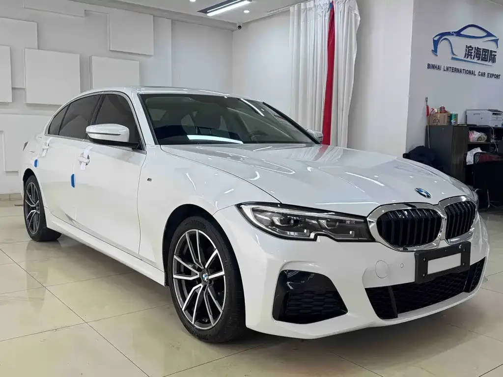 BMW 3 Series 2022 из CN, фото 5