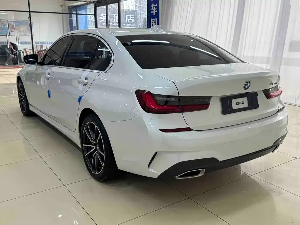 BMW 3 Series 2022 из CN, фото 3