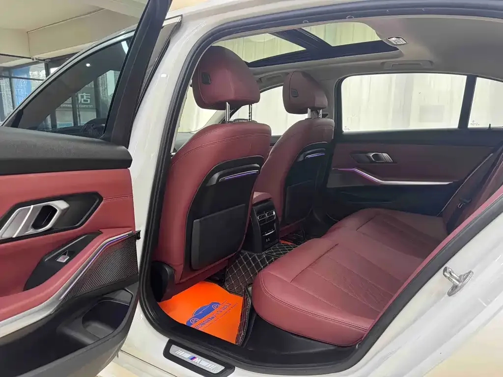 BMW 3 Series 2022 из CN, фото 9