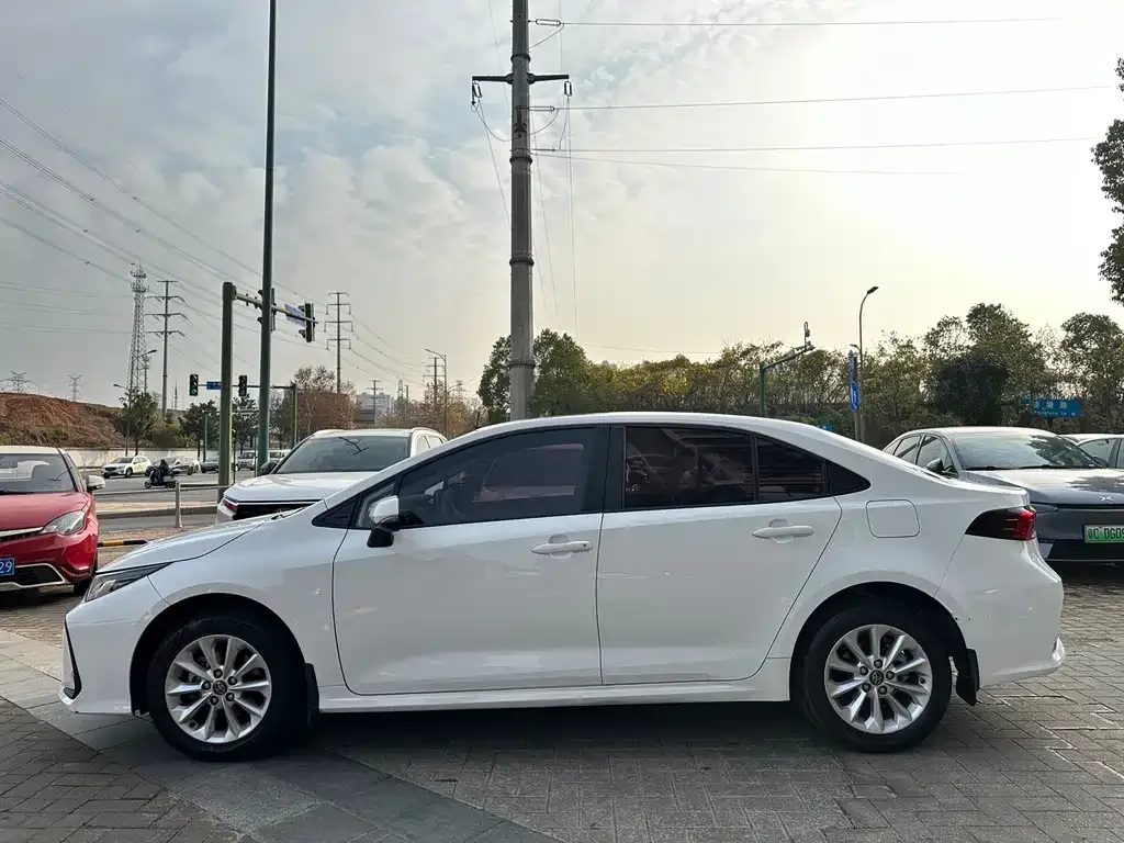 Toyota Corolla 2022 из CN, фото 5