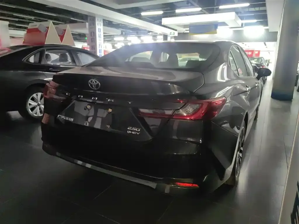Toyota Camry 2025 из CN, фото 3