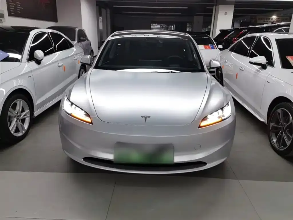 Tesla Model 3 2024 из CN, фото 5