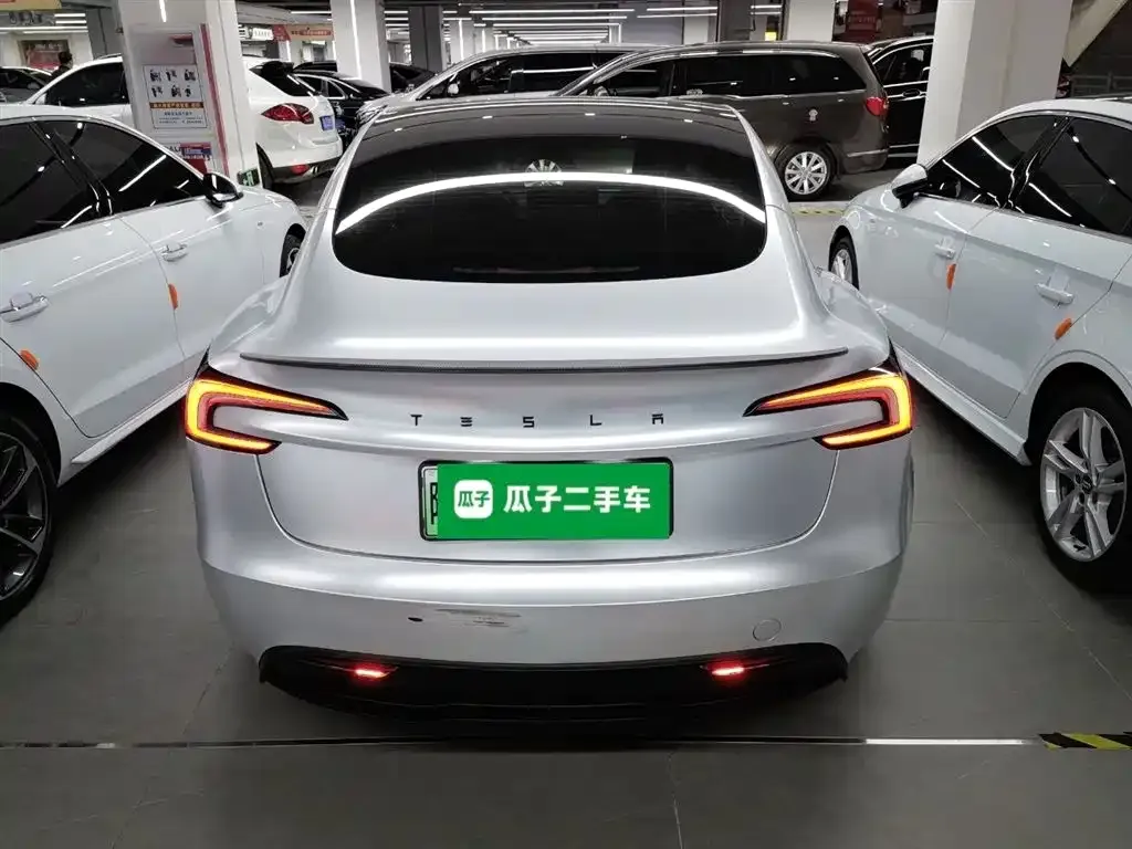 Tesla Model 3 2024 из CN, фото 4