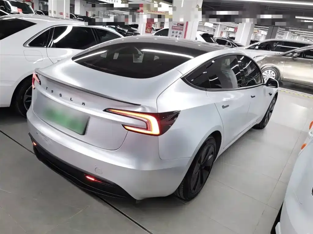 Tesla Model 3 2024 из CN, фото 3