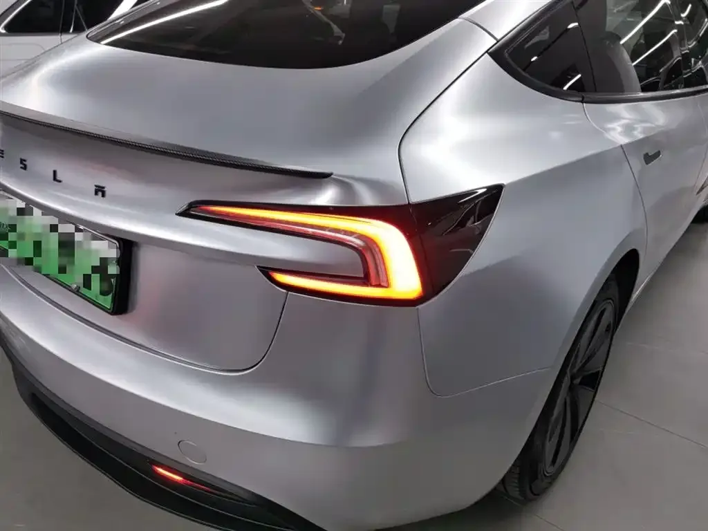 Tesla Model 3 2024 из CN, фото 2