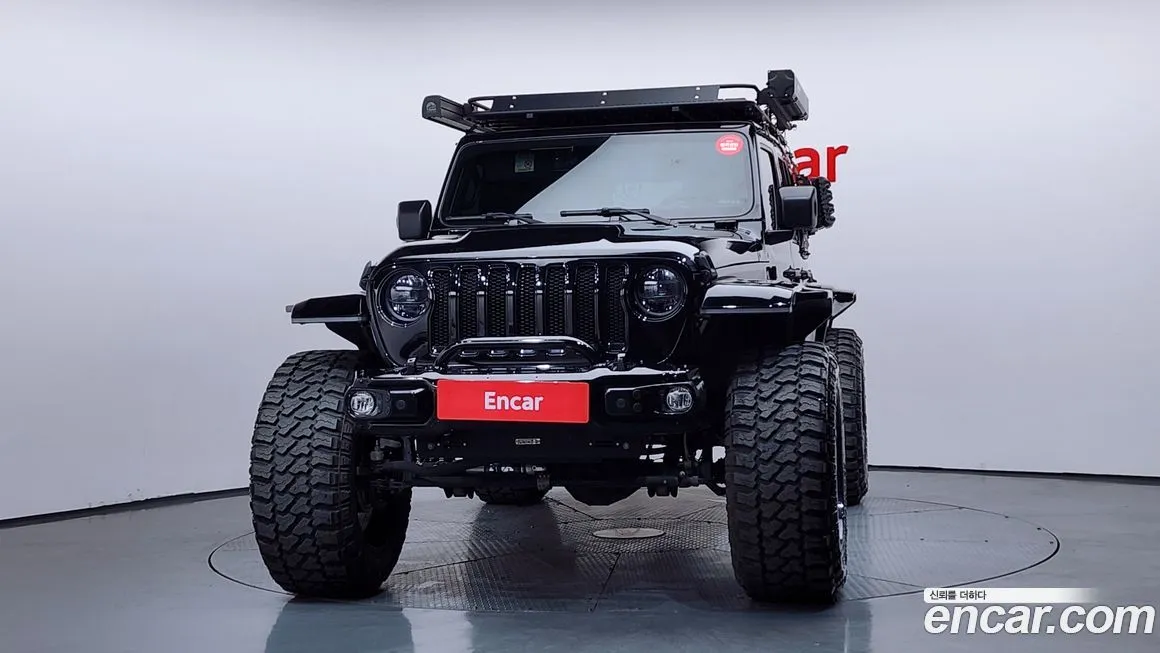 Jeep Wrangler 2023 из KR, фото 3