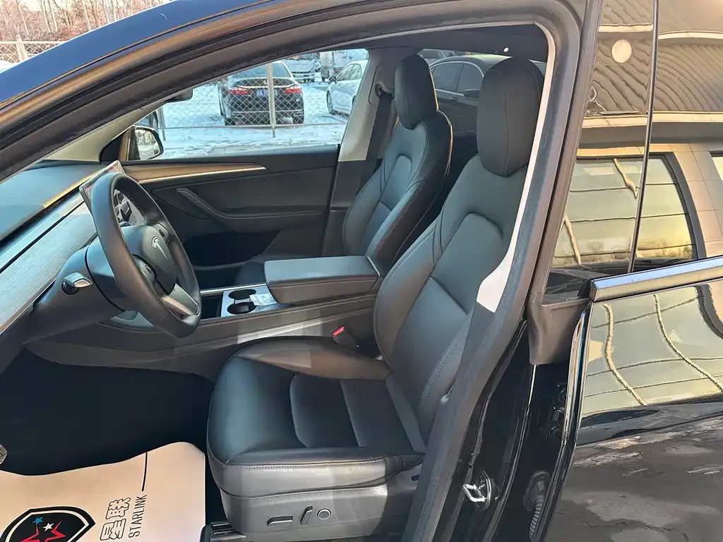 Tesla Model Y 2022 из CN, фото 7