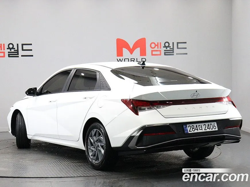 Hyundai AVANTE — фото 4