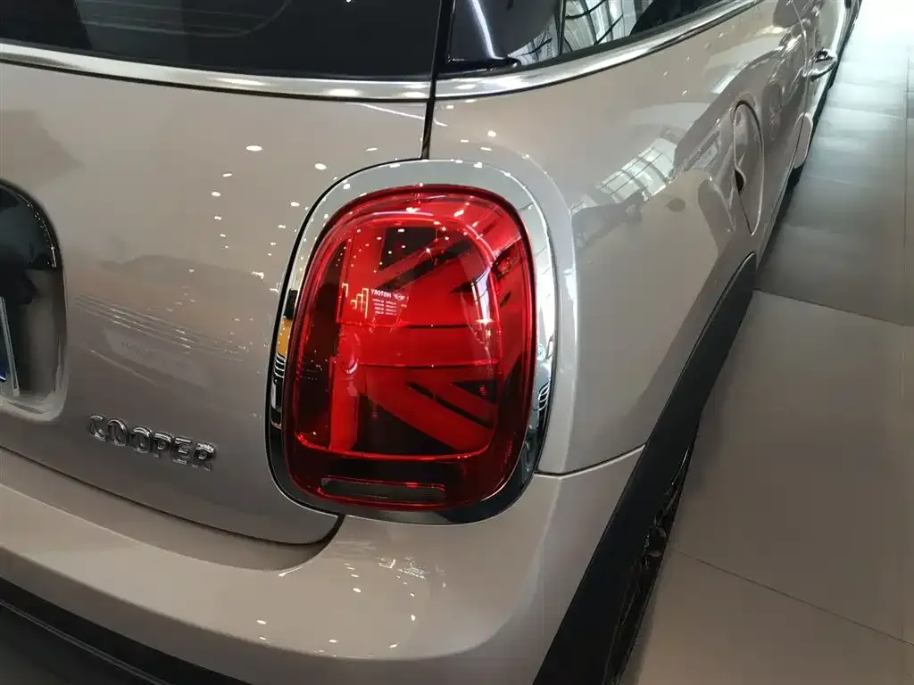MINI Cooper (3-door) 2021 из CN, фото 3