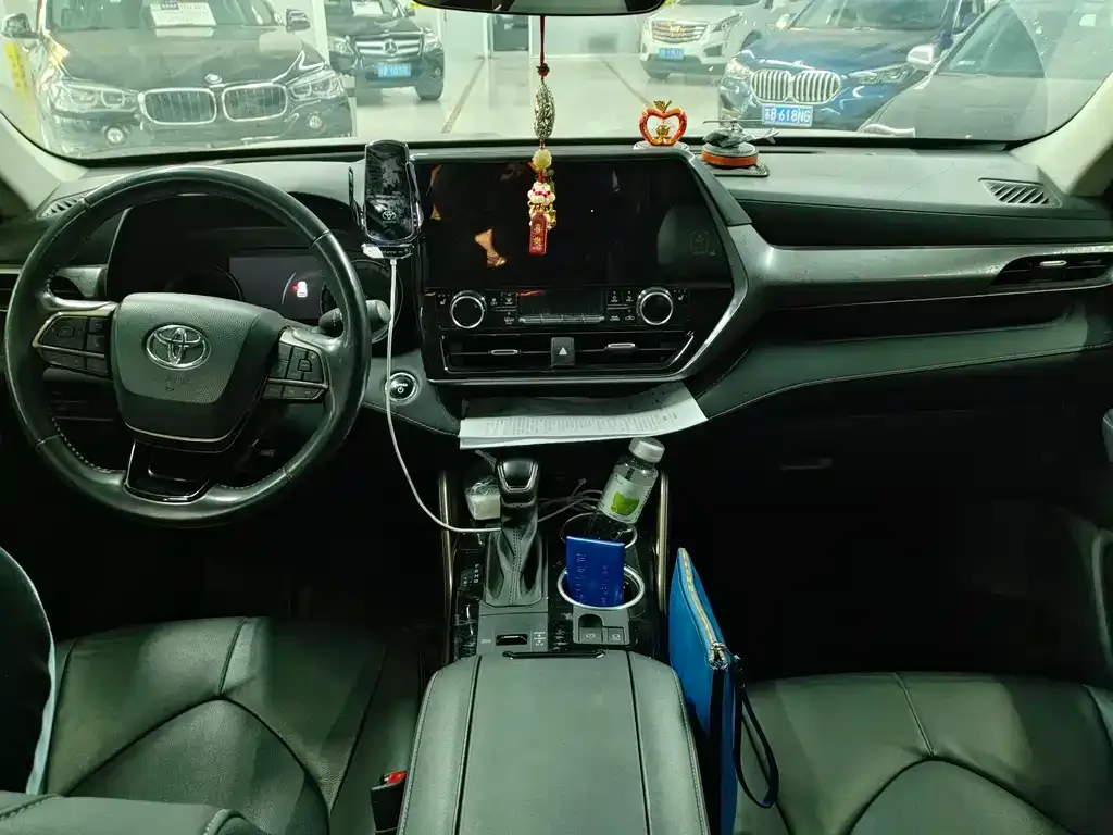Toyota Highlander 2024 из CN, фото 7