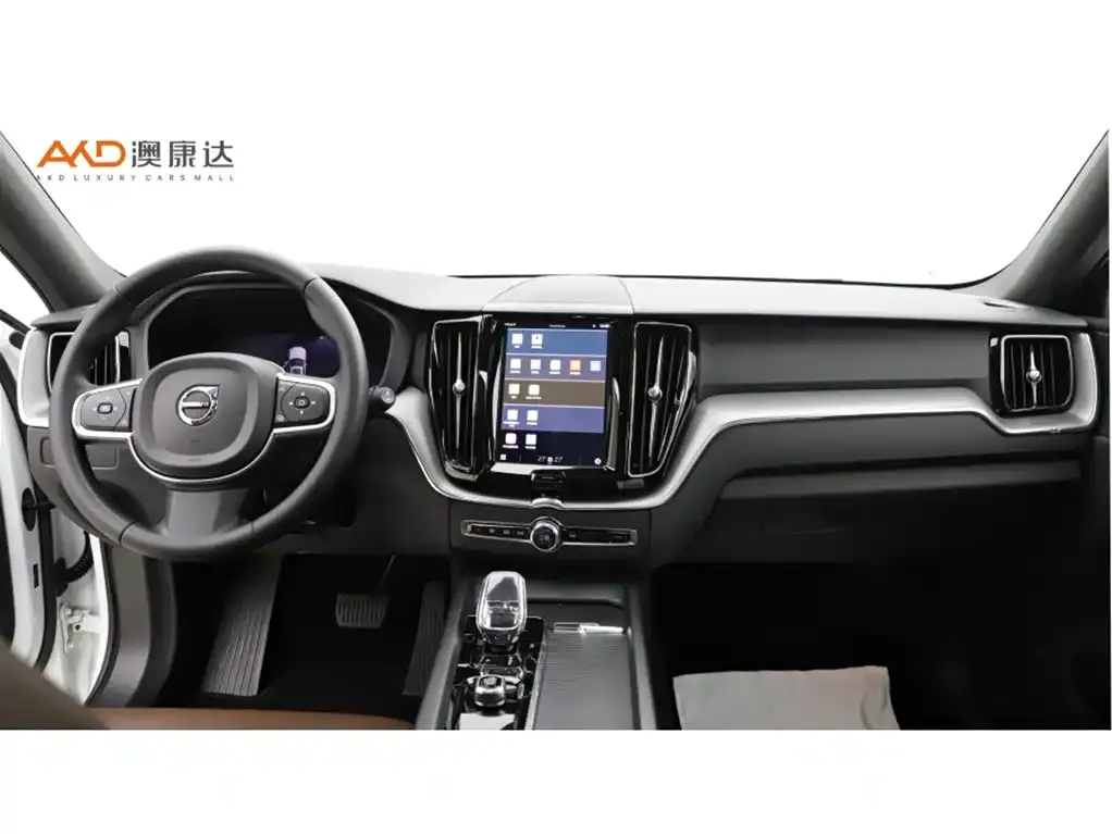 Volvo XC60 2024 из CN, фото 9