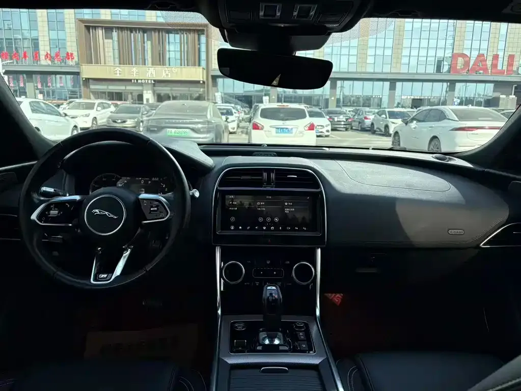 Jaguar XEL 2021 из CN, фото 10