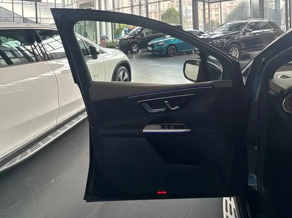 Mercedes-Benz EQE SUV 2025 из CN, фото 4