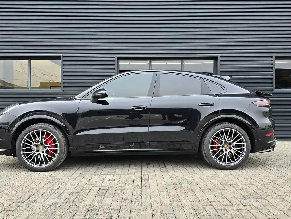 Porsche Cayenne — фото 6