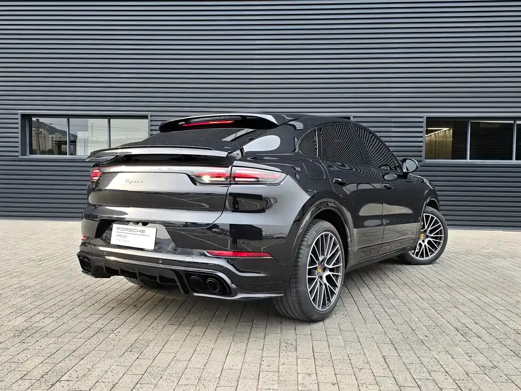 Porsche Cayenne — фото 8