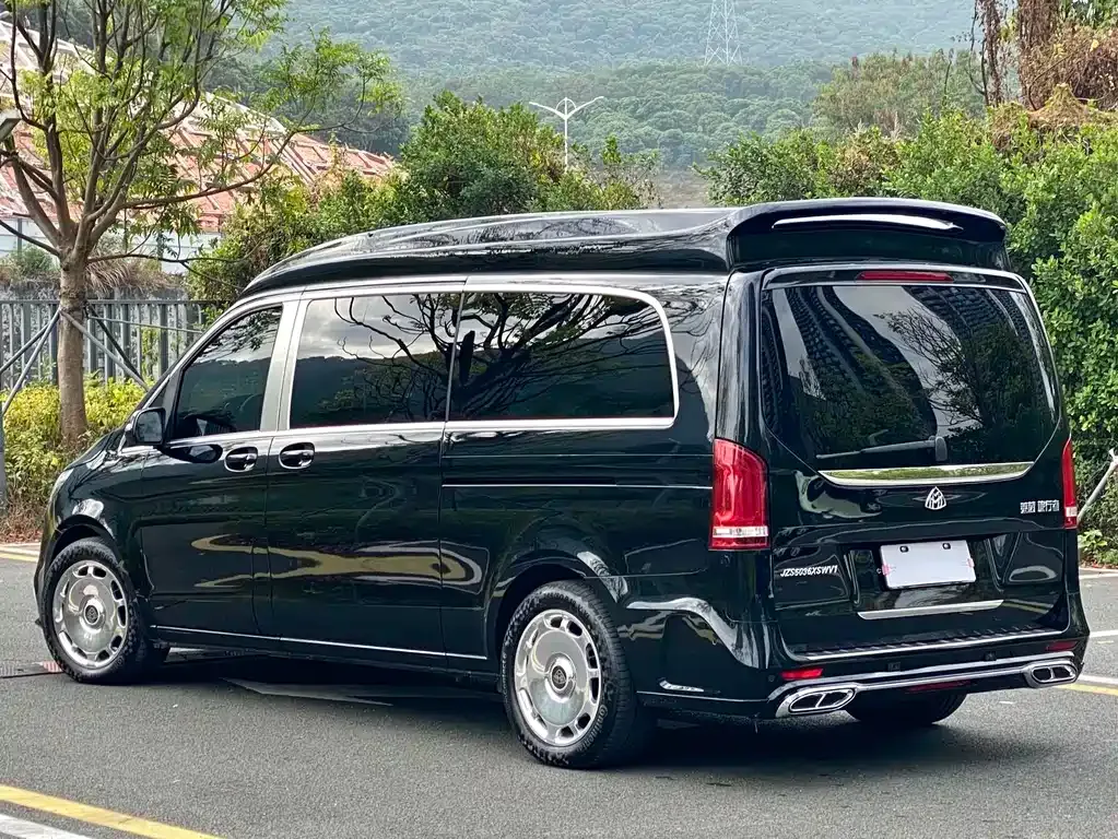 Mercedes-Benz V-Class 2021 из CN, фото 8