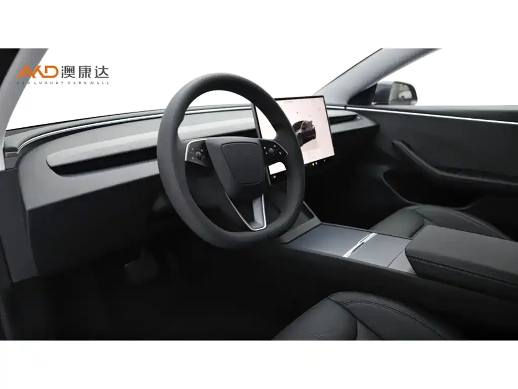 Tesla Model 3 — фото 4