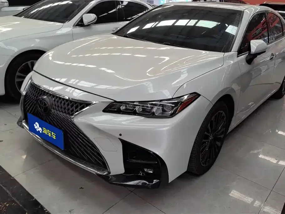 Toyota Avalon 2021 из CN, фото 1
