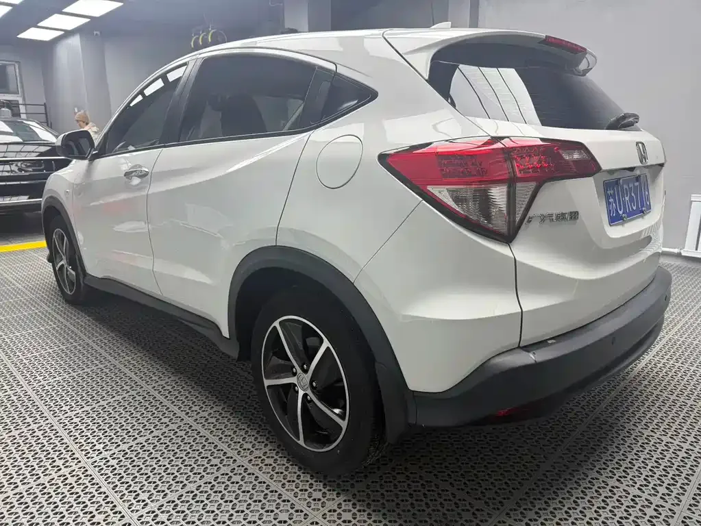 Honda Vezel 2023 из CN, фото 6