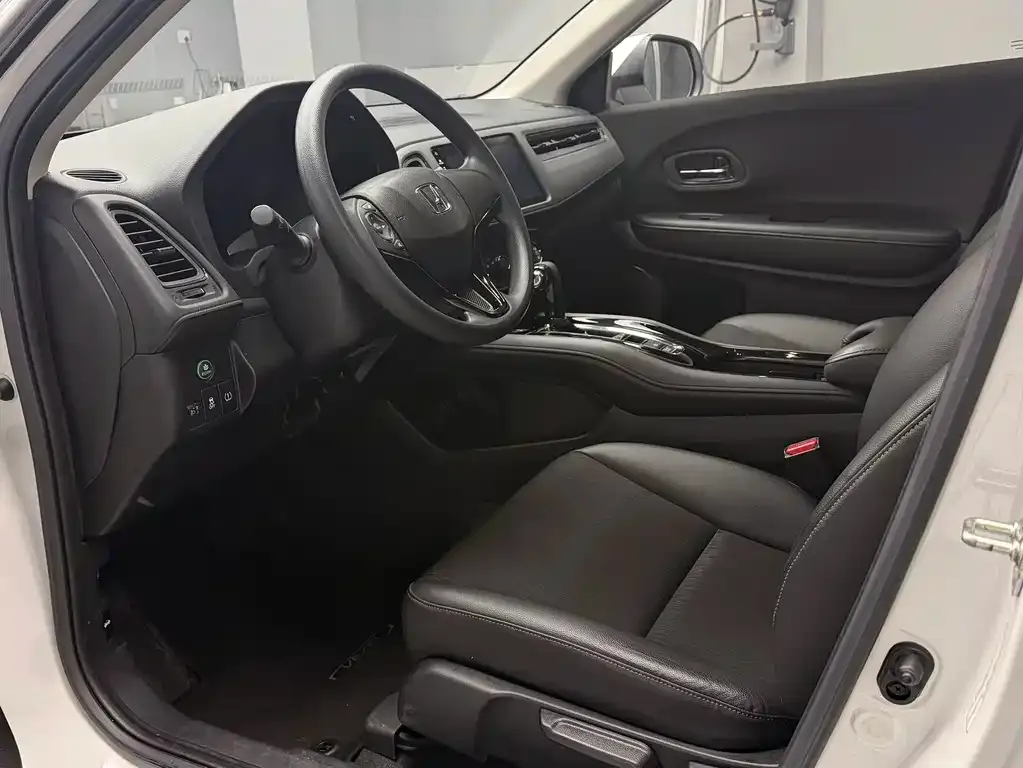 Honda Vezel 2023 из CN, фото 7
