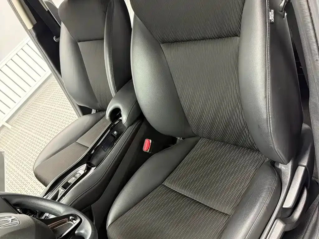 Honda Vezel 2023 из CN, фото 9