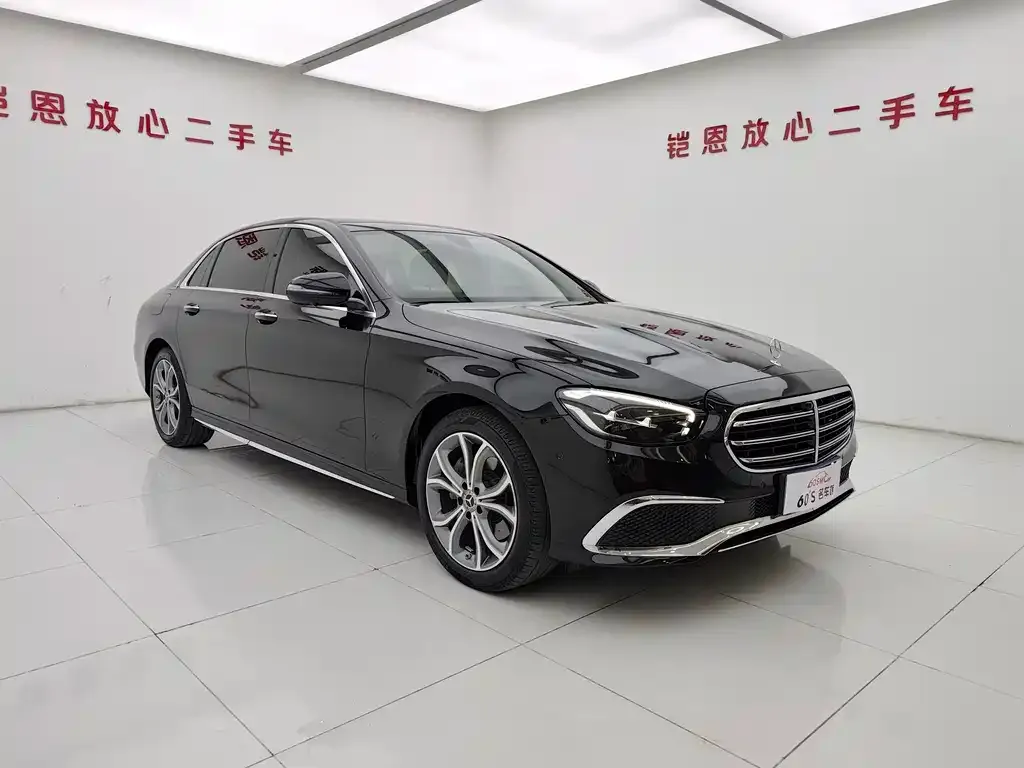 Mercedes-Benz E-Class — фото 10