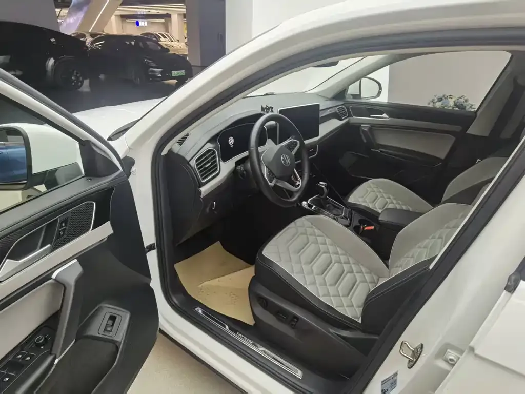 Volkswagen Tayron 2023 из CN, фото 9