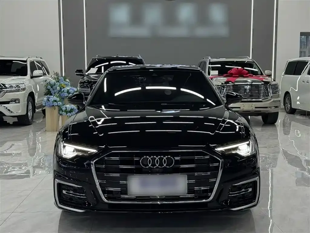 Audi A6L 2023 из CN, фото 2