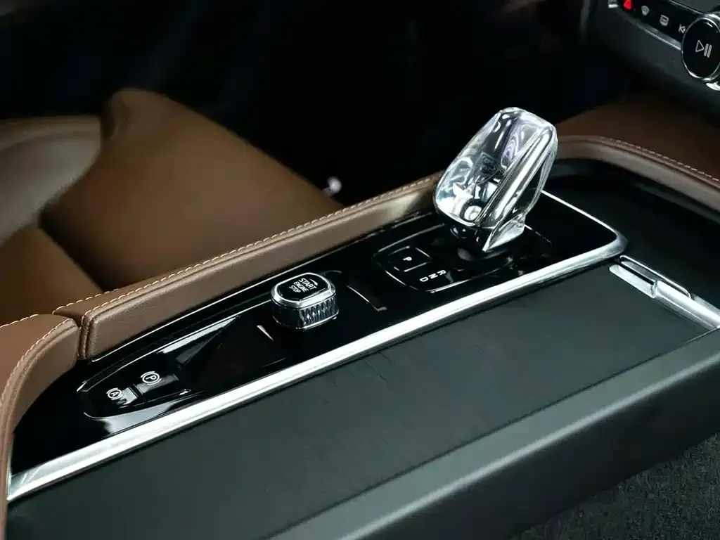 Volvo XC90 2022 из CN, фото 6