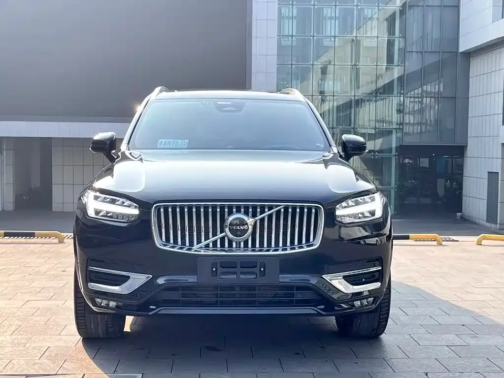 Volvo XC90 2022 из CN, фото 2