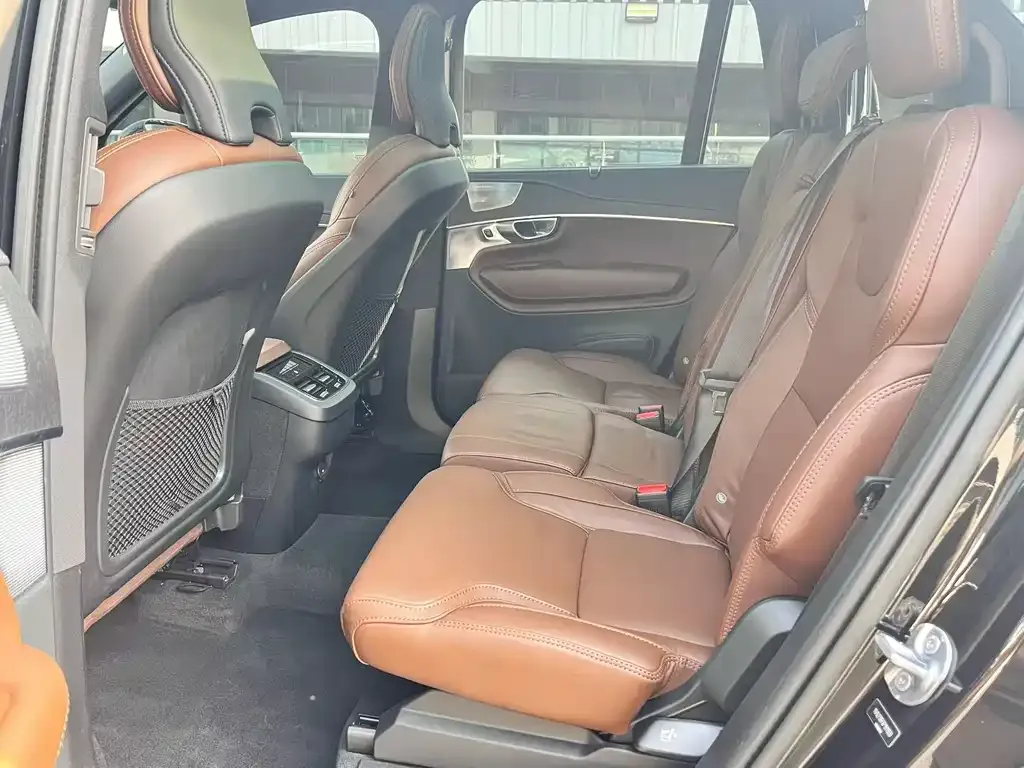 Volvo XC90 2022 из CN, фото 5