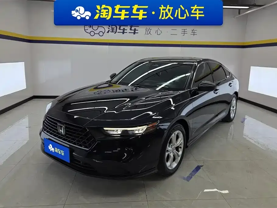 Honda Accord — фото 1