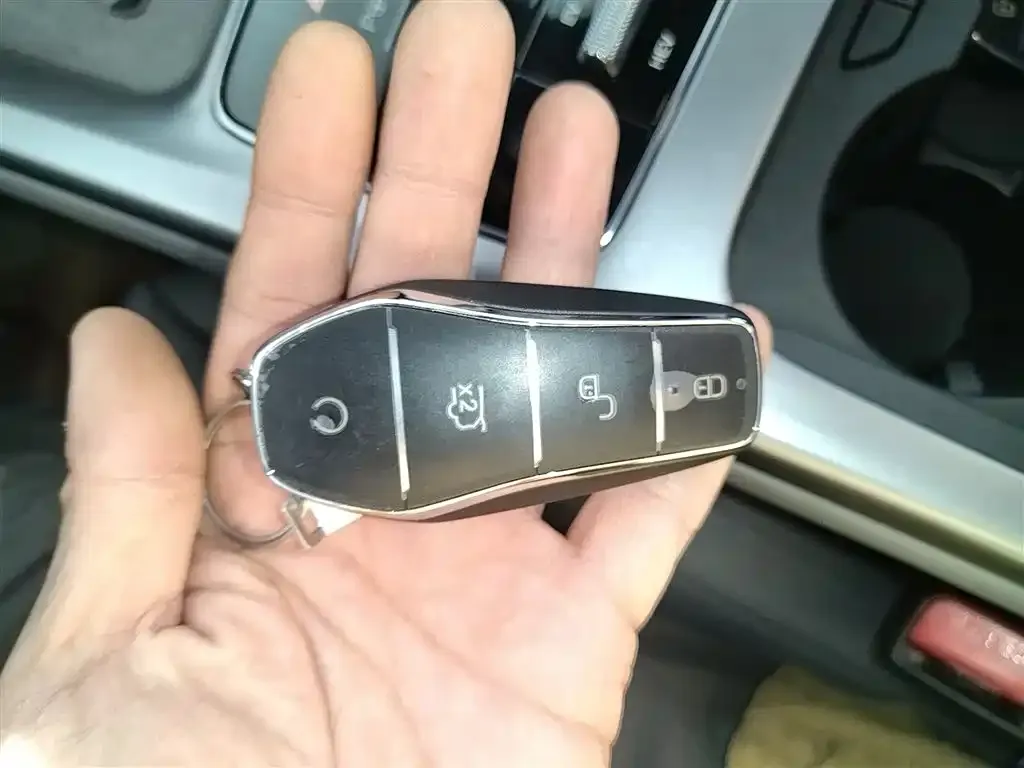 BYD Seal 07 DM-i 2025 из CN, фото 9