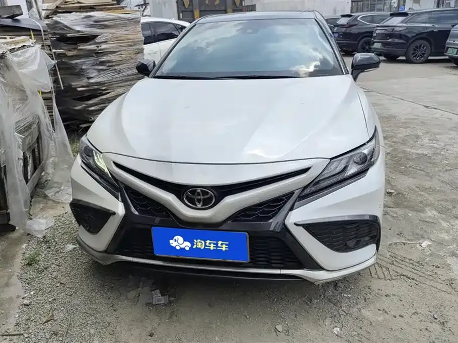 Toyota Camry 2022 из CN, фото 7