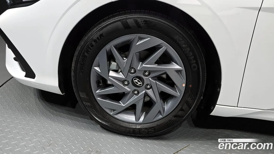 Hyundai AVANTE — фото 6