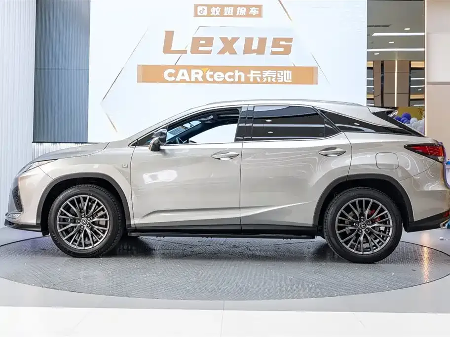 Lexus RX — фото 6