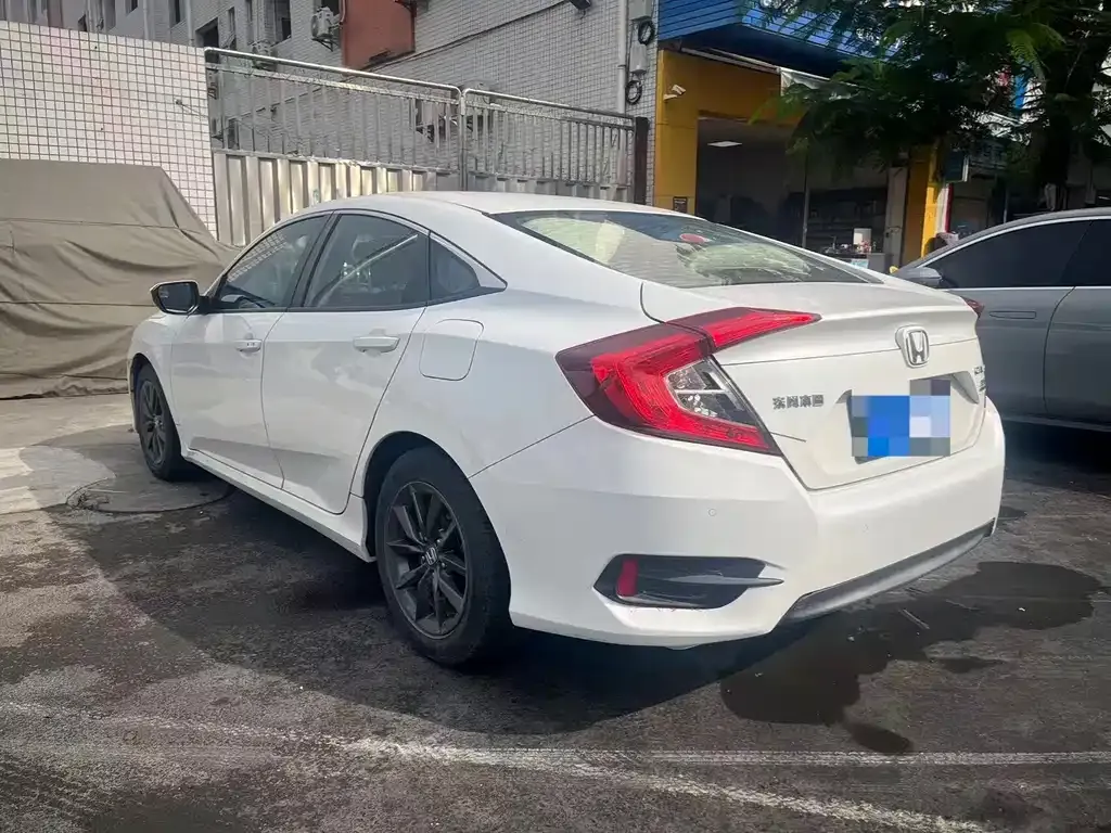 Honda Civic — фото 6