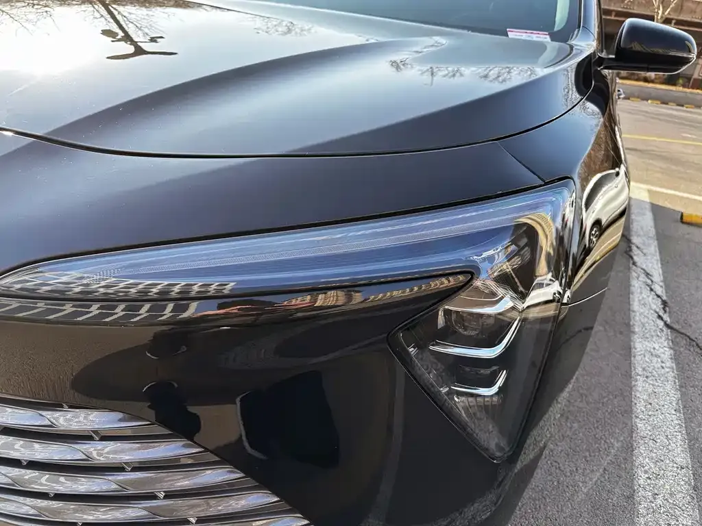 Buick LaCrosse 2023 из CN, фото 3