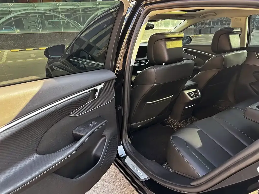 Buick LaCrosse 2023 из CN, фото 6